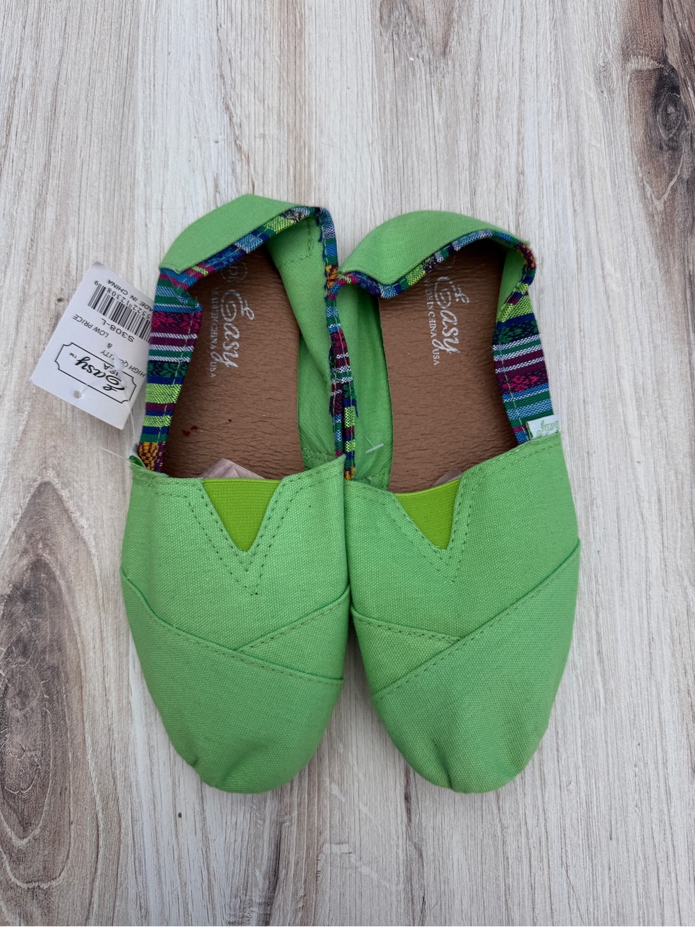 Easy USA Green Slip-On Canvas Shoes